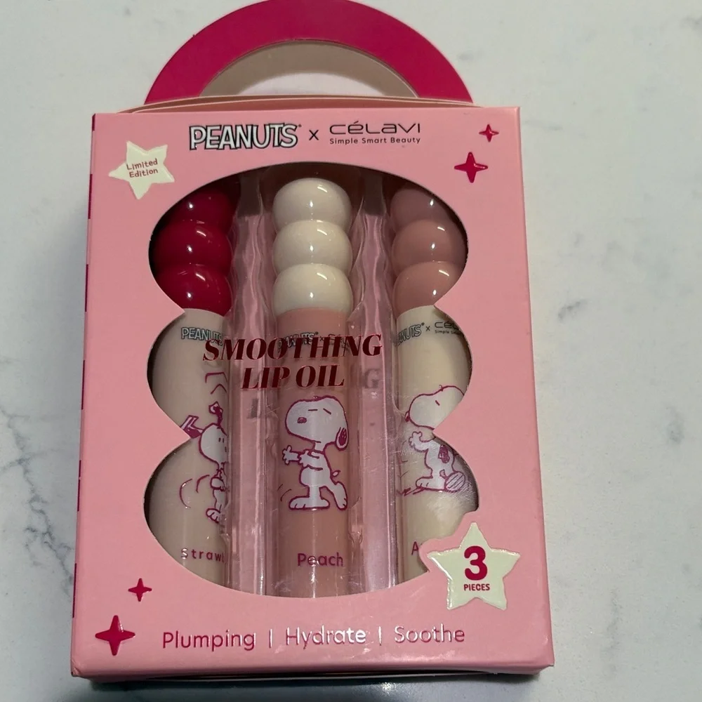 Peanuts x Celavi Smoothing Lip Oil Set - Strawberry, Peach, Vanilla